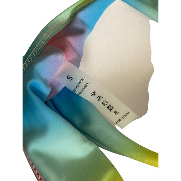 Amazon rainbow gradient tie dye padded push up bikini top size small - Picture 8 of 8